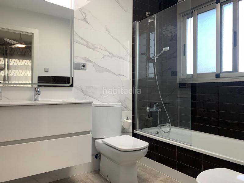 Foto c72266e9-8c85-4ba6-82a4-963999a69011. Chalet espectacular chalet en primera linea de Playa en Burriana