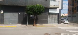 Lloguer Local Comercial a Nules. Local esquinero en alquiler en nules