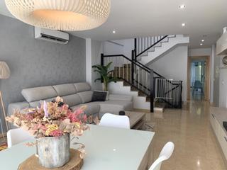 Reihenhaus in Nules. Encantador adosado en venta en nules