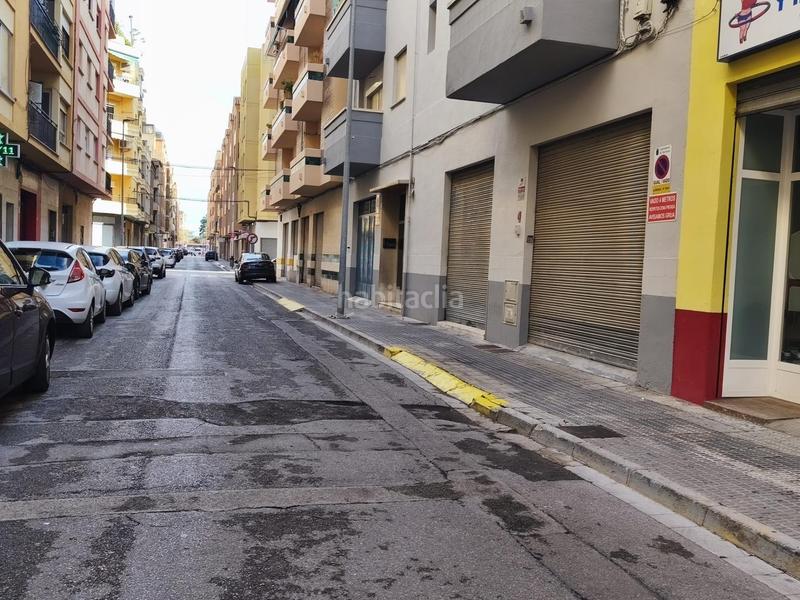 Foto 40dc68cc-54d0-45e0-b431-5998e4185b9b. Locale commerciale in Piscinas Burriana