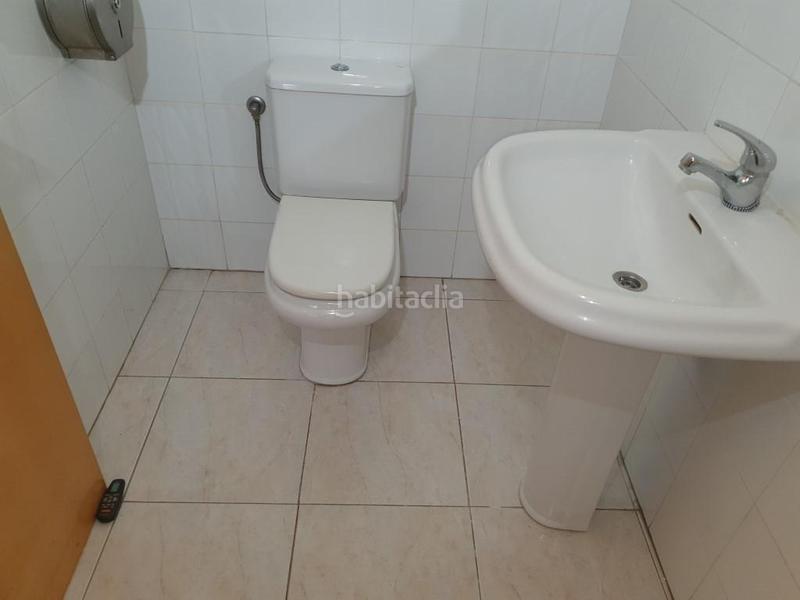 Foto a74b920d-a329-4d87-b87d-61fe3facd3fc. Locale commerciale in Piscinas Burriana