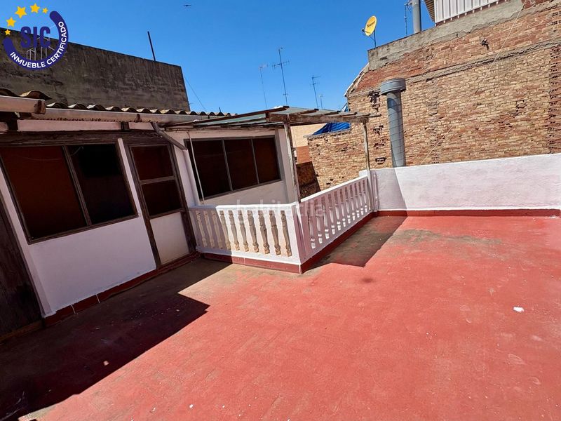 Foto ae57fc74-5792-40c0-a742-51fcd361a288. Casa a Nules