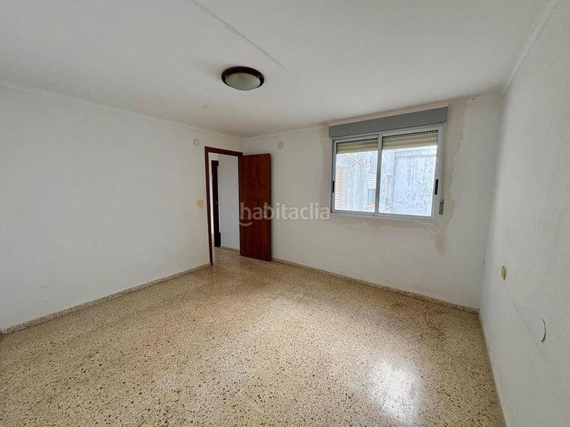 Foto 5359161d-ffe8-4d92-820e-53ed965293e0. Pis a Nules