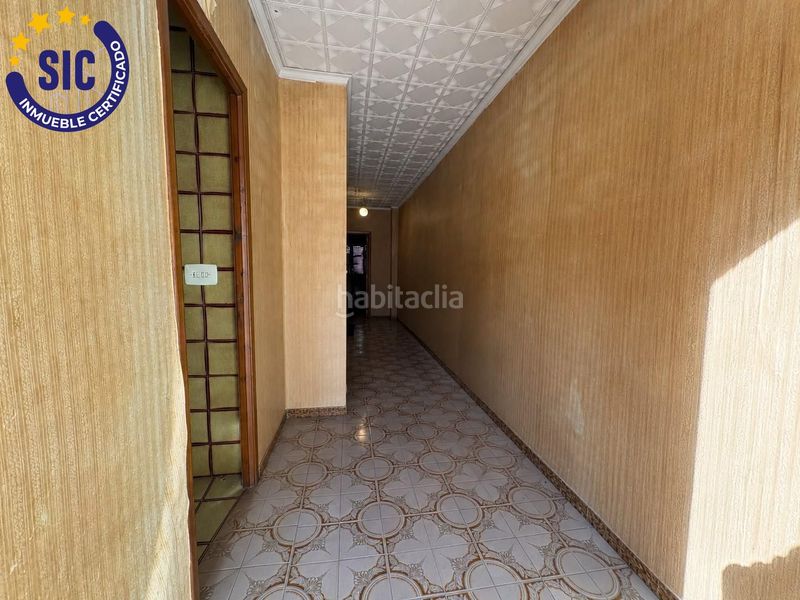 Foto 8920d945-8ee7-4e23-aa5a-3d302d9e7a31. Casa amb aparcament a Nules