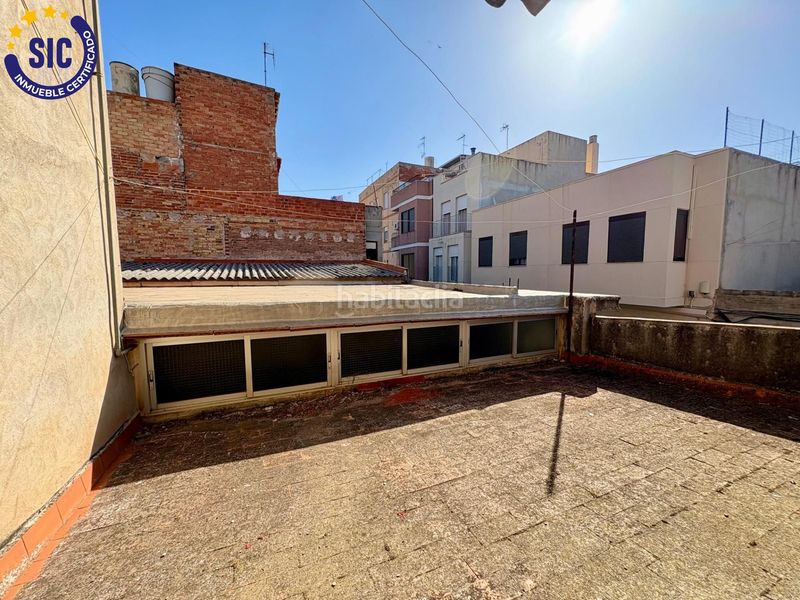 Foto d482aaac-44ce-4880-8669-01bdbefe6e4c. Casa amb aparcament a Nules