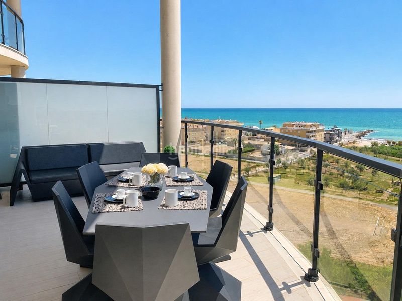 Foto 18a12864-adda-4640-869f-2d17989dd600. Apartament amb aparcament piscina a Moncófar Playa Moncofa