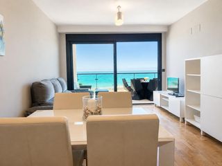 Apartament a Moncófar Playa. Exclusivo apartamento con vistas panorámicas al mar en la playa