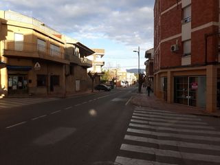 Local Comercial a Alhama de Murcia Ciudad. Local comercial cerca del centro