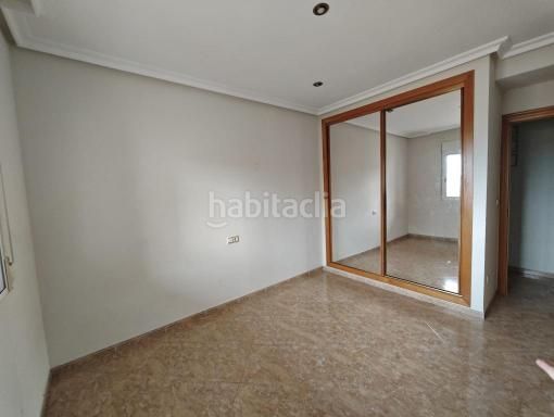 Foto e75c76b6-c53a-4d41-9e05-1633b0aea44e. Pis a Totana