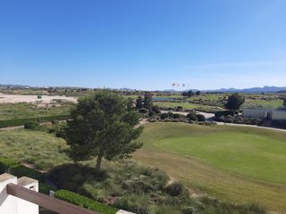 Ático en Condado de Alhama. Ático penthouse con gran terraza y vistas al golf en condado de
