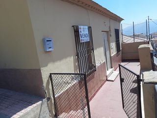 Casa en Alhama de Murcia Ciudad. Casa de planta baja para reforma integral en alhama de murcia