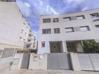 Casa adossada a Centre. Chalet adosado en el vendrell con condiciones especiales de vent