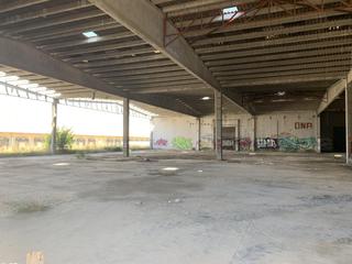 Fabrikhalle in Poligono 2. Nave industrial aislada puigpelat