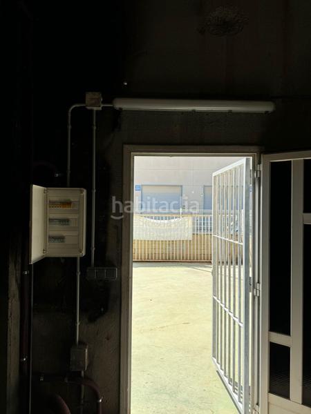 Foto 4738b23e-f017-44a2-b9ac-fd447a516b38. Lloguer nau industrial a Constantí