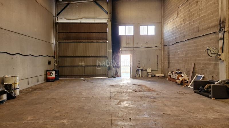 Foto 9dbebe98-a1b2-442d-9a81-34067aed0b9a. Lloguer nau industrial a Constantí