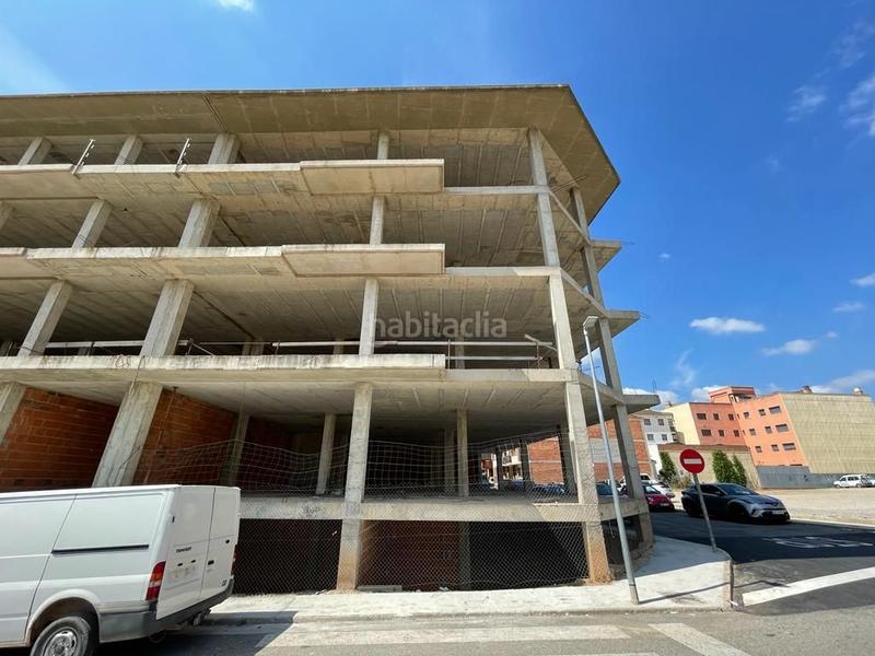 Foto 5eee0d17-8c83-4b84-ae2d-13e6a0104878. Terreno residencial solar con edificio en construccion mora debre en Móra d´Ebre