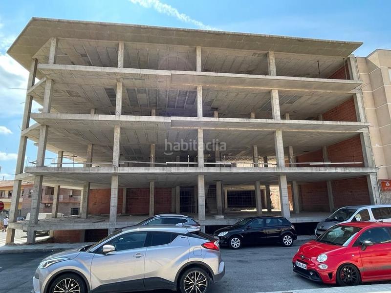 Foto f316a36f-8d82-486e-9565-15cb2ab4a16c. Terreno residencial solar con edificio en construccion mora debre en Móra d´Ebre