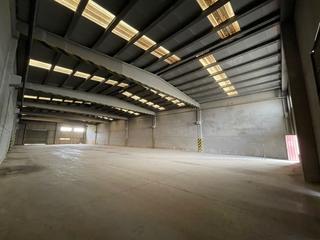 Rent Industrial building in Torreforta