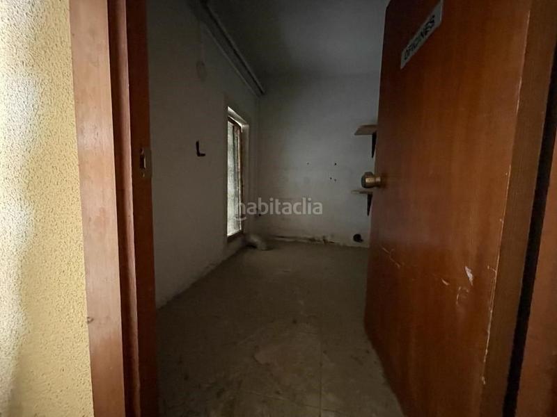 Foto 84881bb5-88d3-45f2-b19b-7dc2b121e909. Local comercial a Torreforta Tarragona