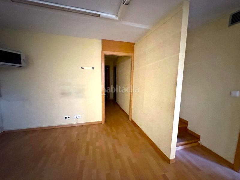 Foto c13661af-cd63-4fde-9a12-0e7c81e6a261. Local comercial a Nou Eixample Sud Tarragona