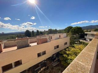 Edifici a Flix. Edificio en flix
