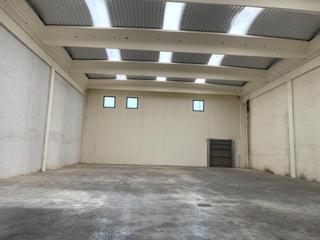 Rent Industrial building in Carrer blanquers 92. Nave valls