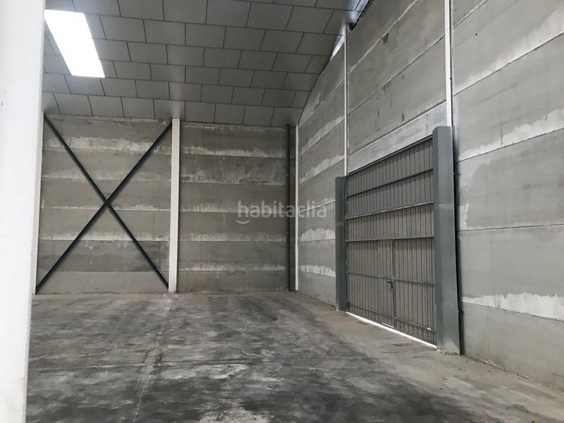 Foto 3951a71f-c0a7-460b-b93f-be7053ec12f0. Rent industrial building in Centre Reus
