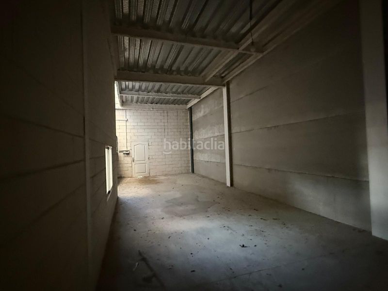 Foto d7fb0ca0-972e-4cd4-a1e1-ab0c87b8b43d. Rent industrial building in Centre Reus