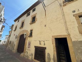 Edifici a Creixell. Hotel en venta  creixell  tarragona