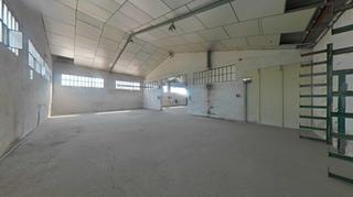 Nau industrial a Bràfim. Nave en puigpelat