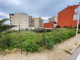 Terreny residencial a Centre. Solar urbano en venta en el vendrell