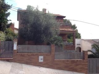 Xalet a Segur de Calafell Nucli Urbà. El inmueble se vende con inquilino. exclusivo inversores  segur