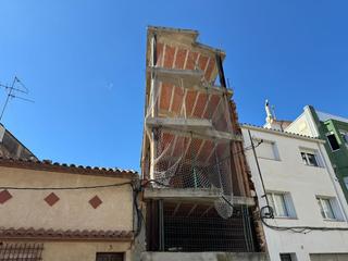 Edifici a El Tancat-Mas d´en Gual. Edificio en construcción el vendrell