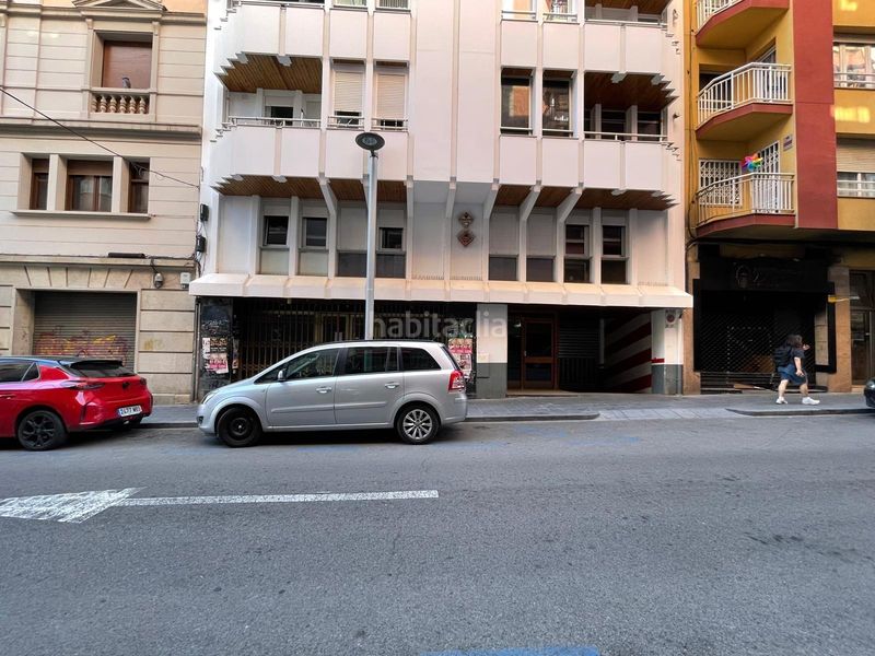 Foto 52568982-0a0c-4a8a-af5f-be00e1d4771d. Local comercial a Nou Eixample Sud Tarragona
