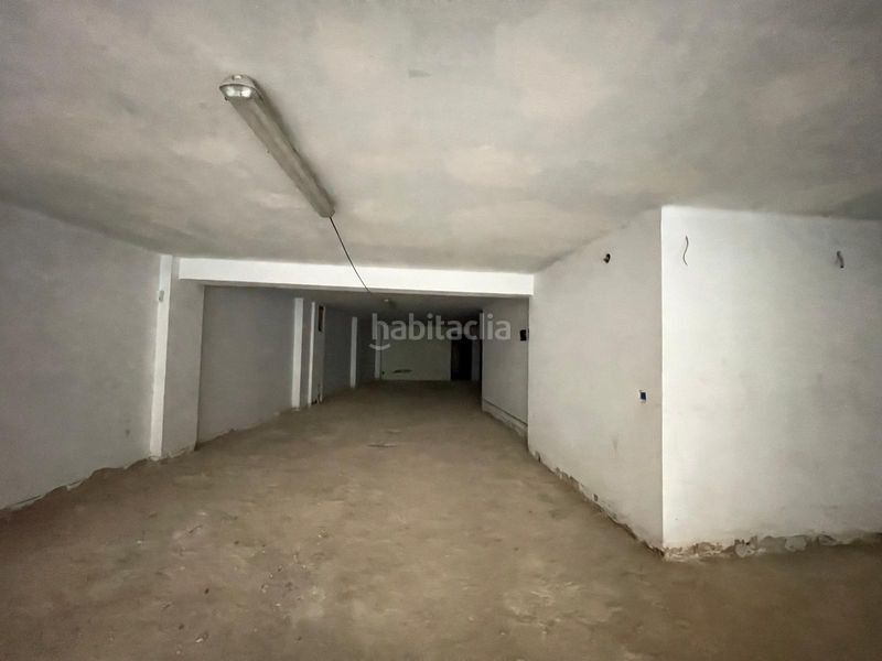 Foto baf38150-fa7d-48ea-9ea0-cd3b4e2aa9ec. Local comercial a Nou Eixample Sud Tarragona