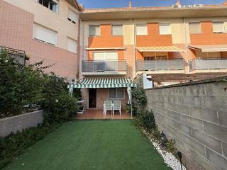 Reihenhaus in Casc Antic - Nou Cambrils. Adosado en venta  cambrils
