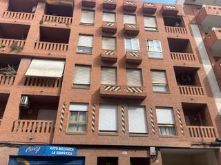 Pis a Centre. Oportunidad de inversion  piso en tortosa