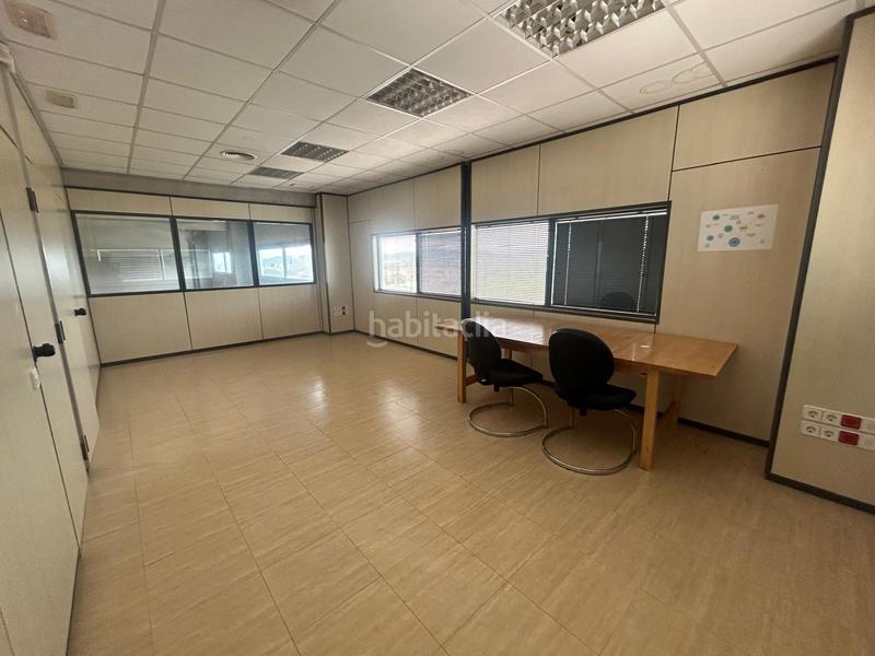 Foto 44f9293b-ceed-47ee-b401-d1007f592cc2. Miete fabrikhalle in Llorenç del Penedès