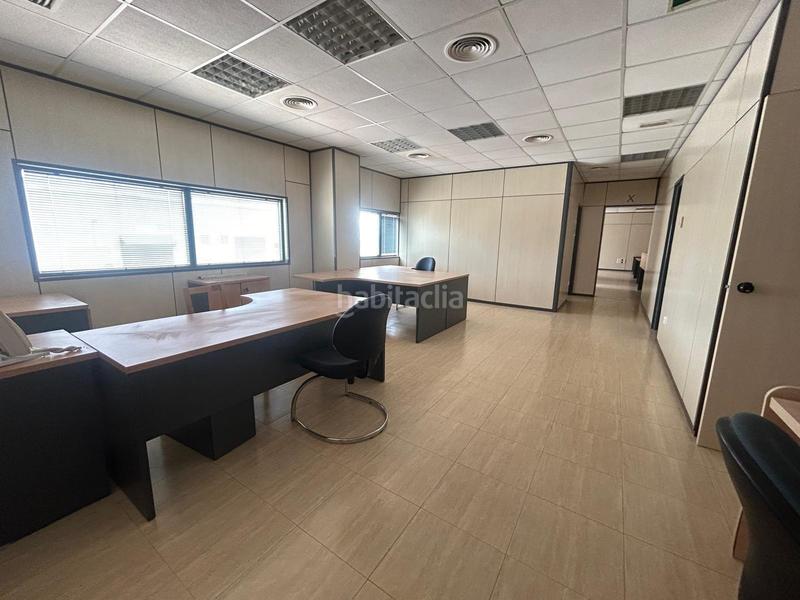 Foto df454e54-1a10-42f5-b40a-e127d4faaf2b. Miete fabrikhalle in Llorenç del Penedès