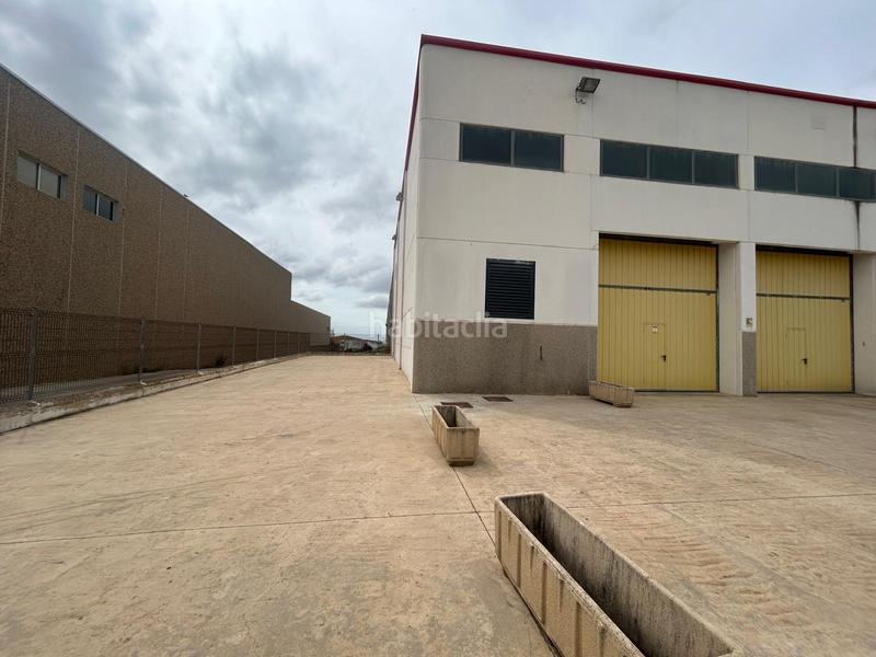 Foto f1f09197-8f9b-4a42-ae16-912074d43f5a. Miete fabrikhalle in Llorenç del Penedès