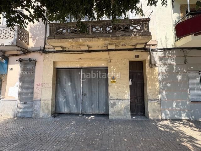 Foto 14532292-542f-423a-9d64-1cefb0078e10. Local comercial a Instituts-Universitat Lleida