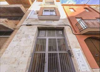 Appartement à Centre. Cesion de remate piso en vendrell