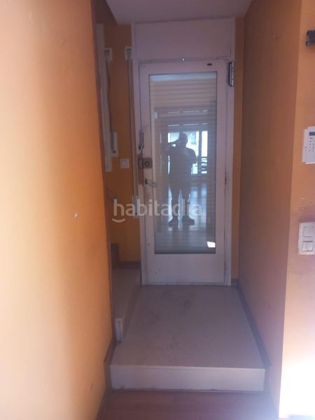Foto 4495c2e0-1e12-43c0-babe-141f6c827077. Casa adossada amb aparcament a Olot