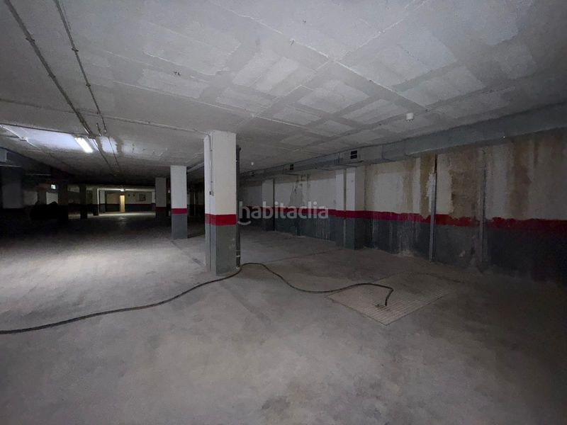 Foto f2ca88ab-af5d-430d-9e32-ec80e2b23bf5. Aparcament cotxe a Arboç (L´)