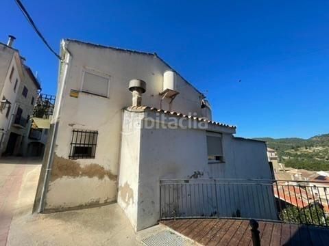 Foto b237f3fb-4d3b-4a33-9e7f-2c8a7bfe22f4. Casa a Benifallet