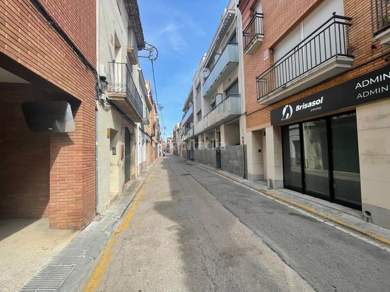 Foto d4443417-b1bf-4f03-80bd-6e1282883a62. Pis amb aparcament a Centre Vendrell (El)