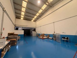 Fabrikhalle in Constantí. Nave industrial lista para entrar en funcionamiento en el polígo
