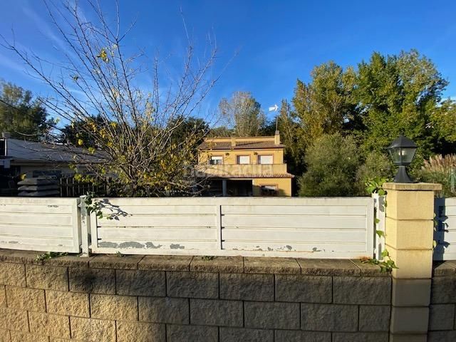 Foto eec5a3b4-5e7c-40fa-a365-9b1a7452441f. Xalet amb aparcament a Lloret Residencial - Montlloret Lloret de Mar
