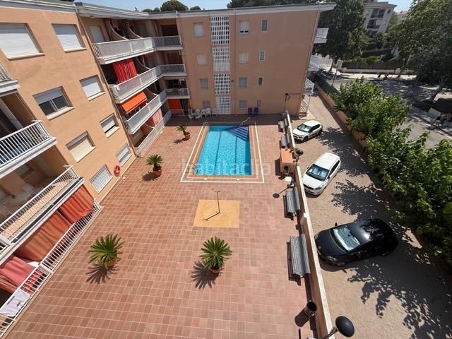 Foto 2ab22977-d941-427e-9aa0-6d7cf0b6b89c. Pis amb piscina a Sant Salvador Coma-ruga