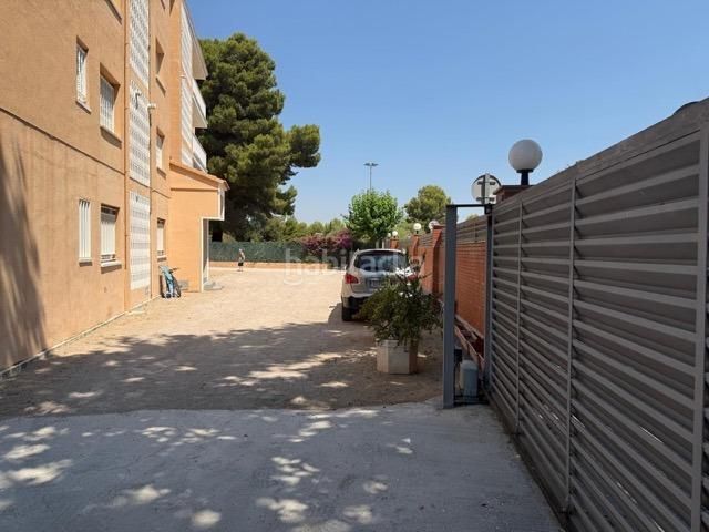 Foto b3f23cb6-f382-4566-8996-1f237a34b7aa. Pis amb piscina a Sant Salvador Coma-ruga
